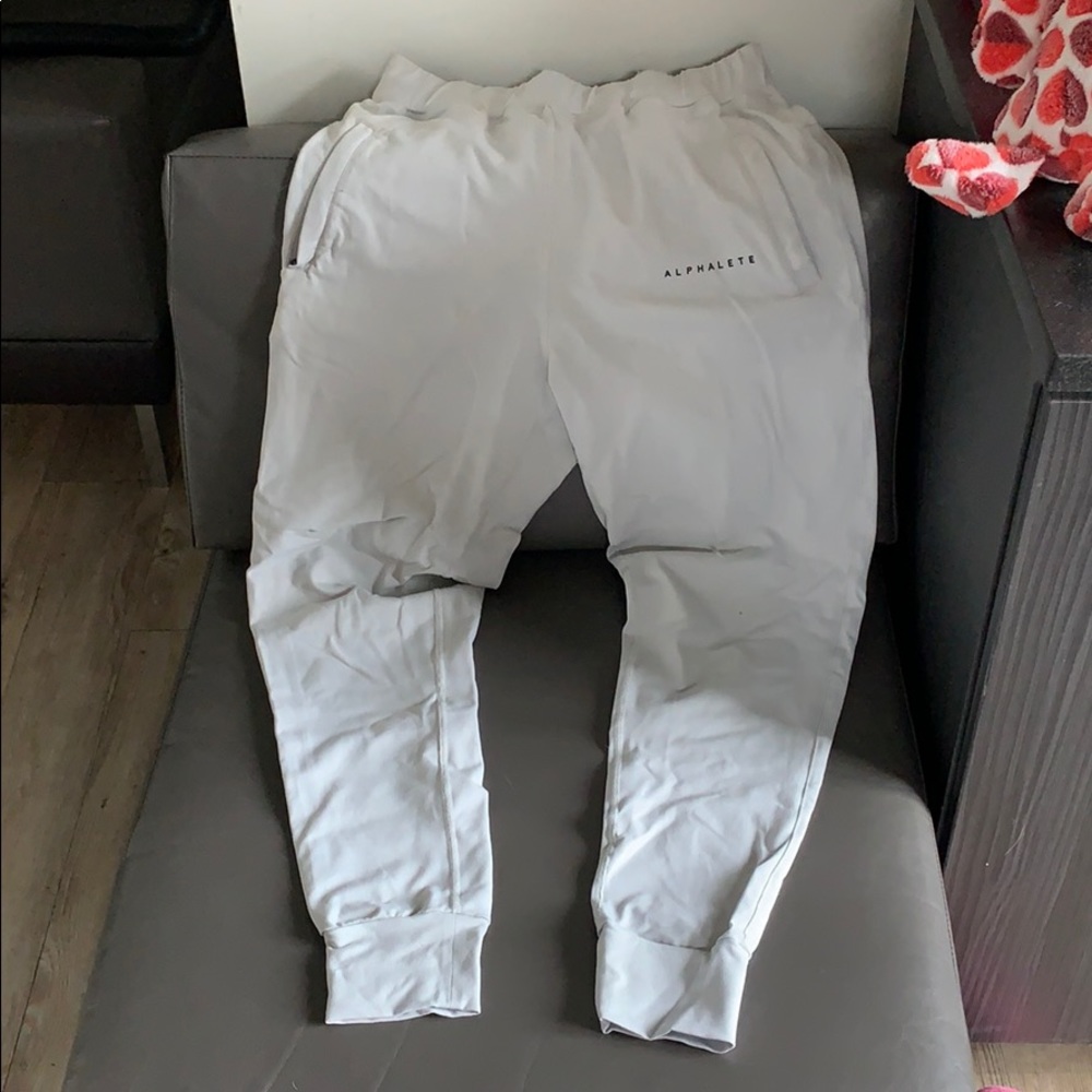 Alphalete joggers